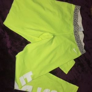 Nike- leggings